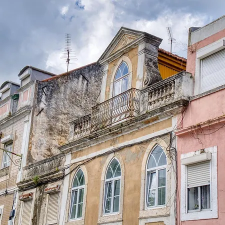 Terrace Charming Century Apartment